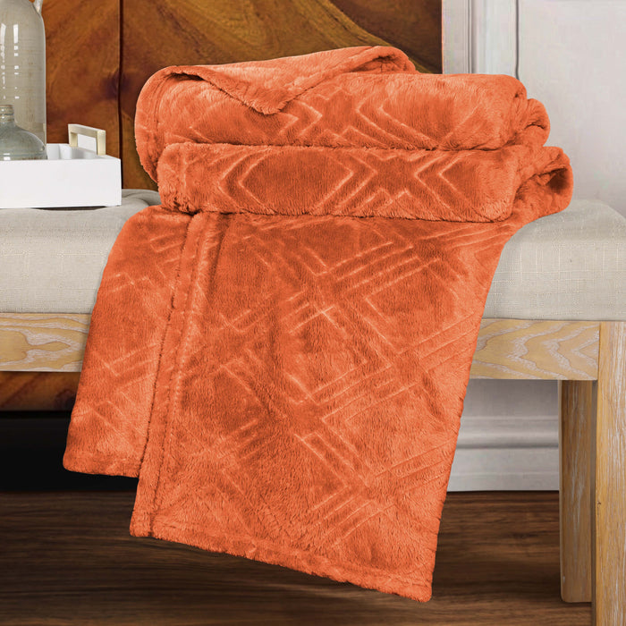 Alaska Diamond Plush Fleece Ultra-Soft Blanket