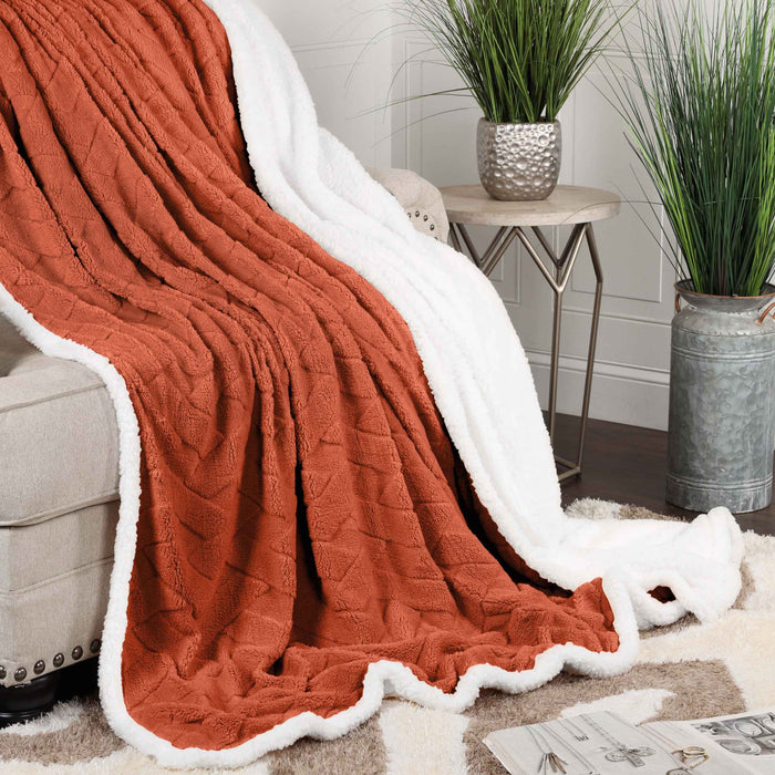 Nuuk Reversible Jacquard Lattice Plush Sherpa Fleece Blanket