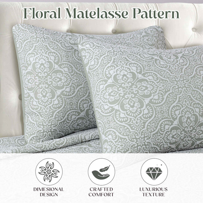 Enzy Medium Weight Floral Matelasse Bedspread and Sham Set