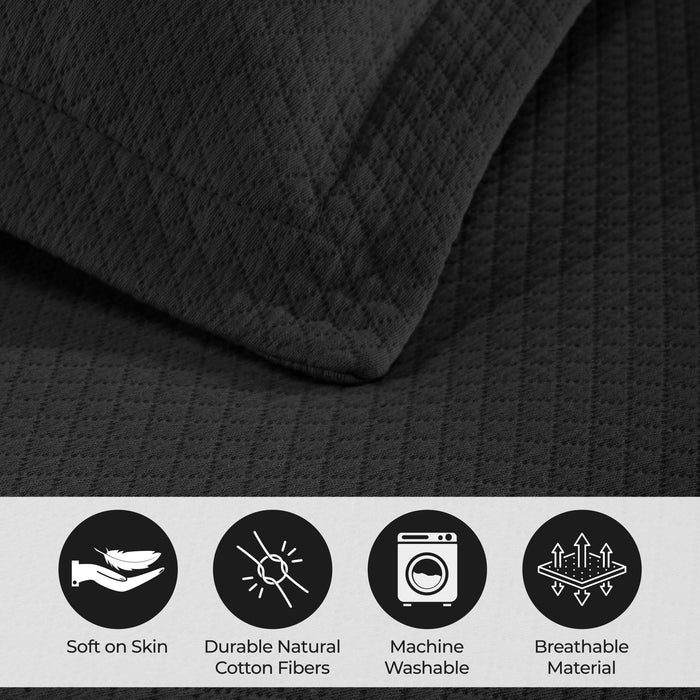 Jacquard Matelassé Cotton Diamond Solitaire Bedspread Set - Black