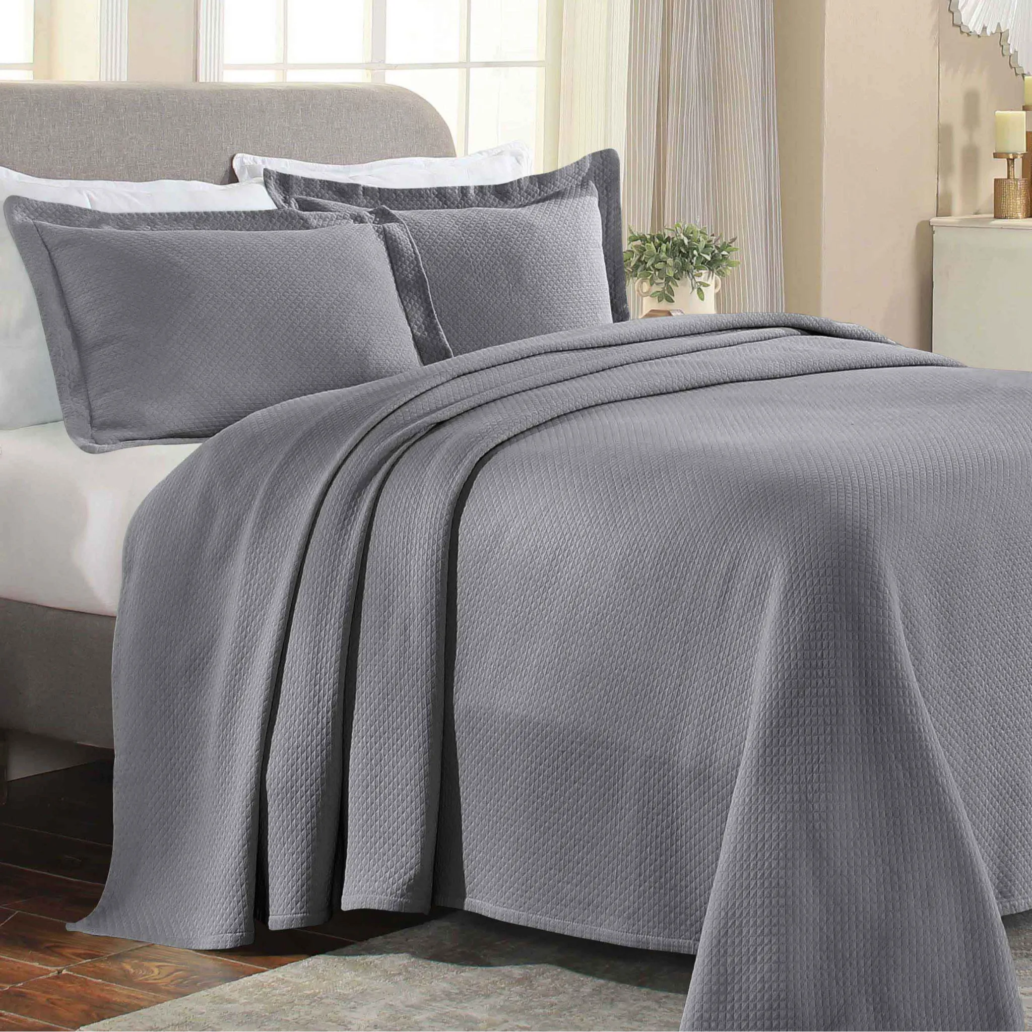 Jacquard Matelassé Cotton Diamond Solitaire Bedspread Set