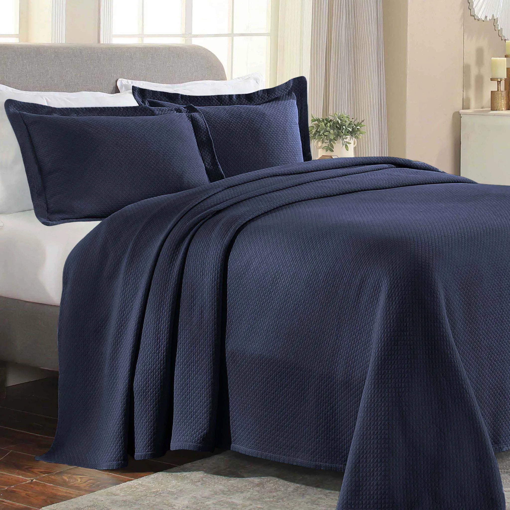 Jacquard Matelassé Cotton Diamond Solitaire Bedspread Set