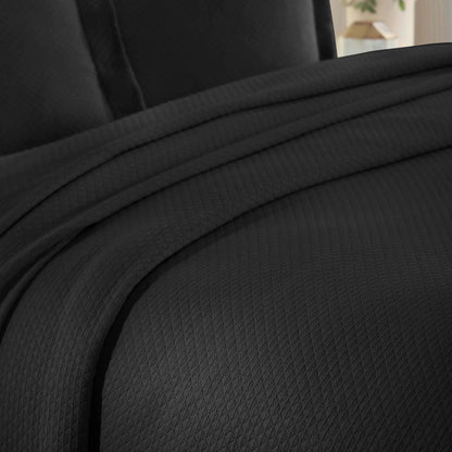 Jacquard Matelassé Cotton Diamond Solitaire Bedspread Set