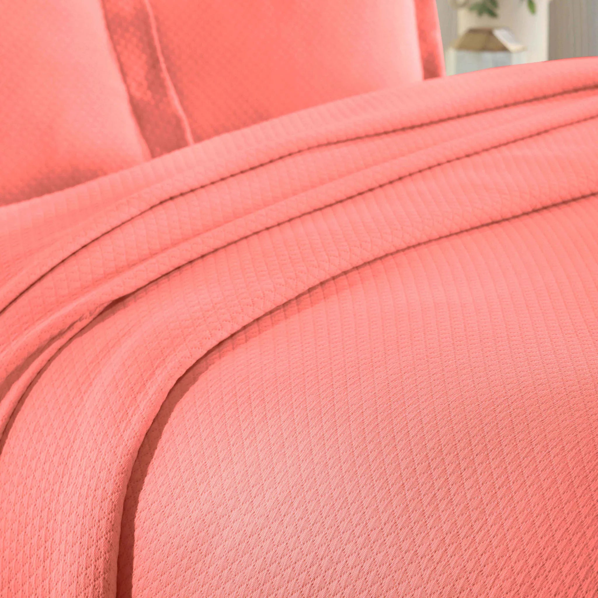 Jacquard Matelassé Cotton Diamond Solitaire Bedspread Set