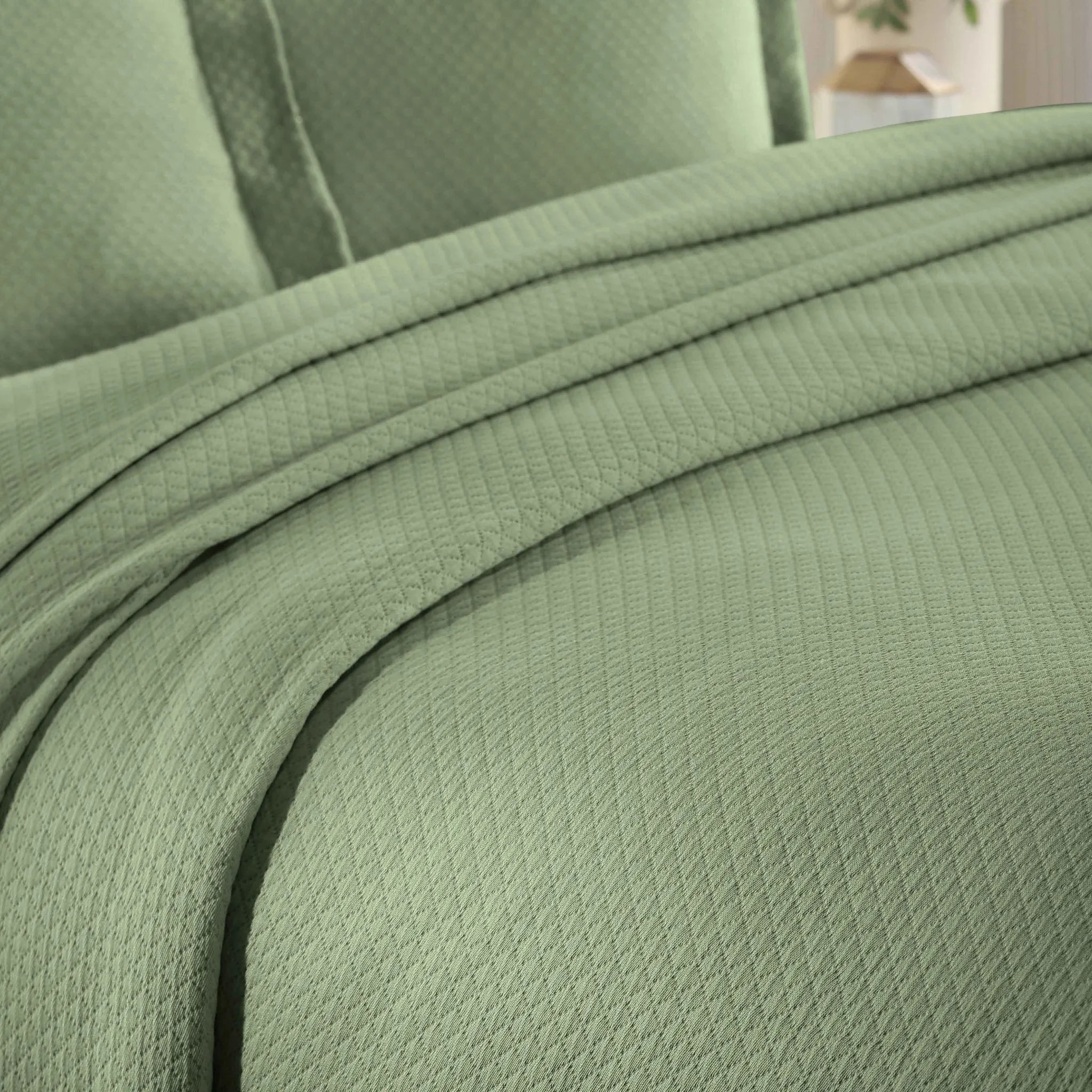 Jacquard Matelassé Cotton Diamond Solitaire Bedspread Set