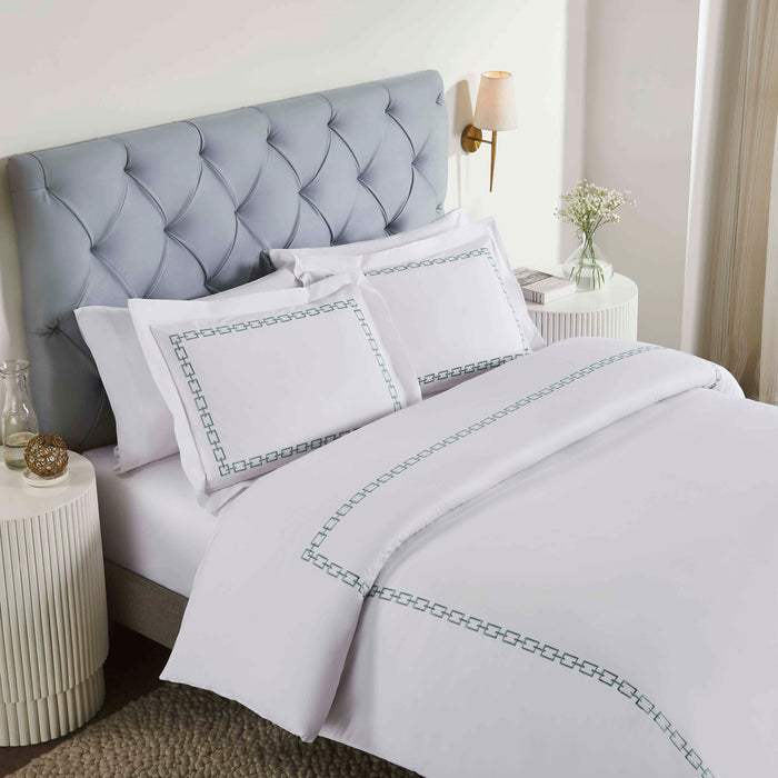 Chain Links Cotton Embroidered 3-Piece Duvet Cover Set