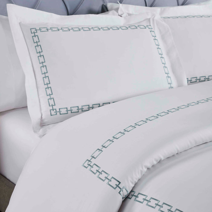 Chain Links Cotton Embroidered 3-Piece Duvet Cover Set