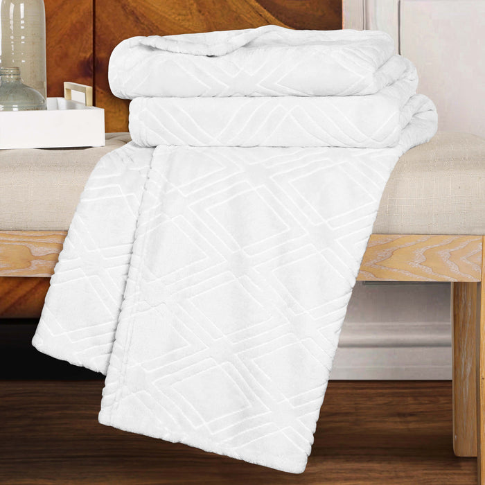 Alaska Diamond Plush Fleece Ultra-Soft Blanket