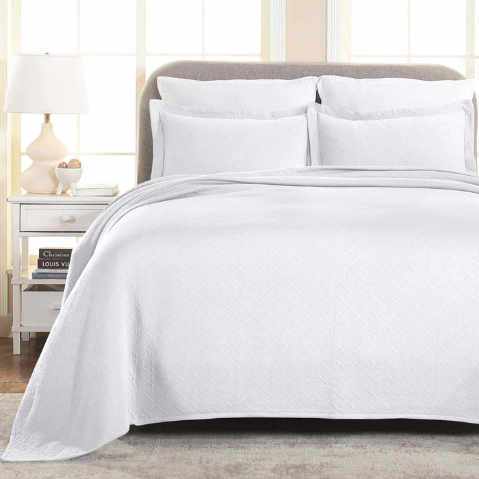 Basket Weave Matelasse Cotton Bedspread Set - White