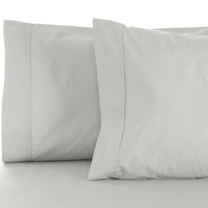 600 Thread Count Cotton Blend Solid Pillowcase Set - Platinum