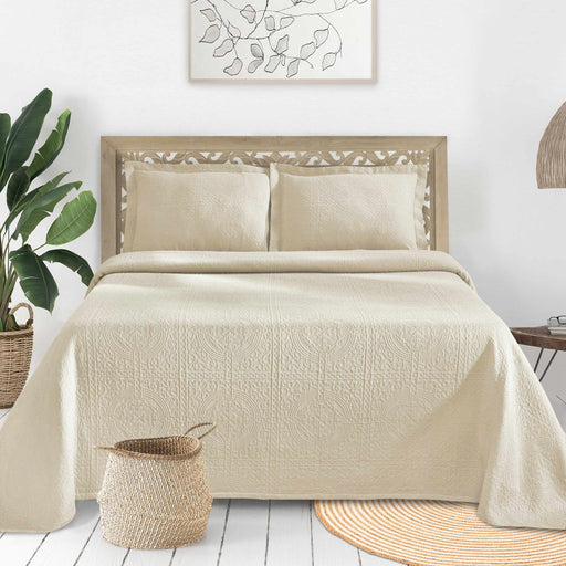 100% Cotton Jacquard Matelassé Fleur De Lis Bedspread Set - Ivory